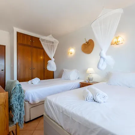 Pine Trees Penthouse Olhos de Agua (Albufeira)