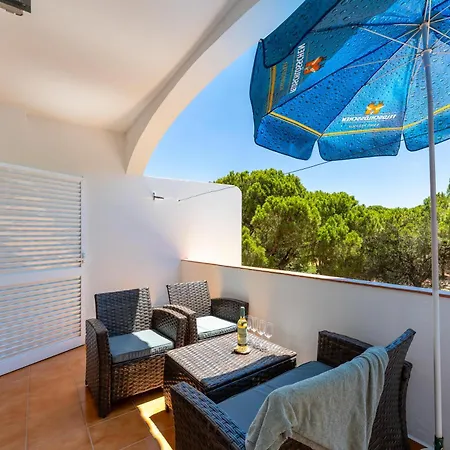 Pine Trees Penthouse Apartment Olhos de Agua (Albufeira)